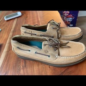 Mens sperrys size 12